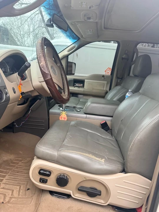 2007 Lincoln Mark LT - Image 6 of 15