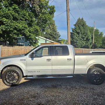 2007 Lincoln Mark LT Pickup 4D 6 1/2 ft