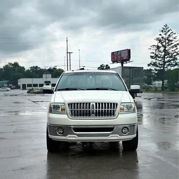 2007 Lincoln Mark LT Pickup 4D 6 1/2 ft