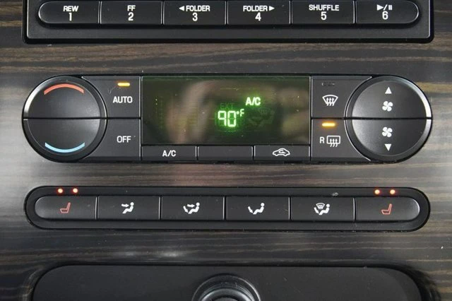 2007 Lincoln Mark LT - Image 17 of 20