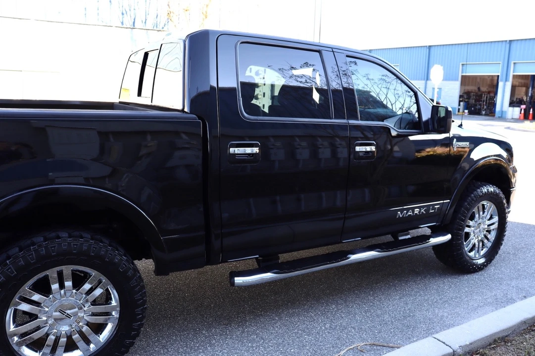 2007 Lincoln Mark LT - Image 11 of 21