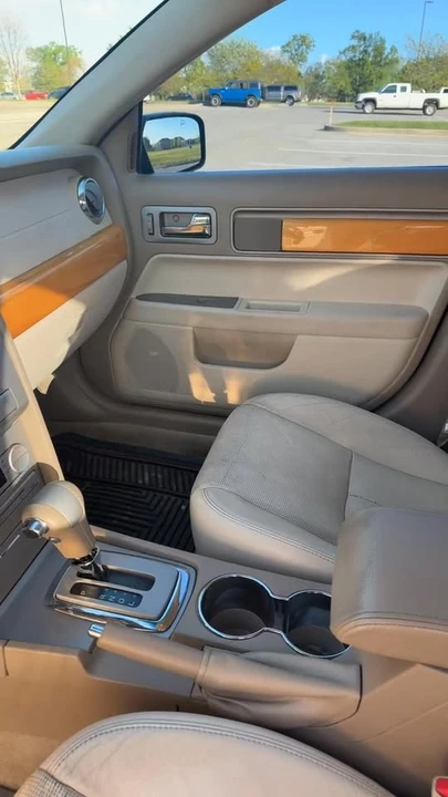2007 Lincoln MKZ - Image 10 of 10