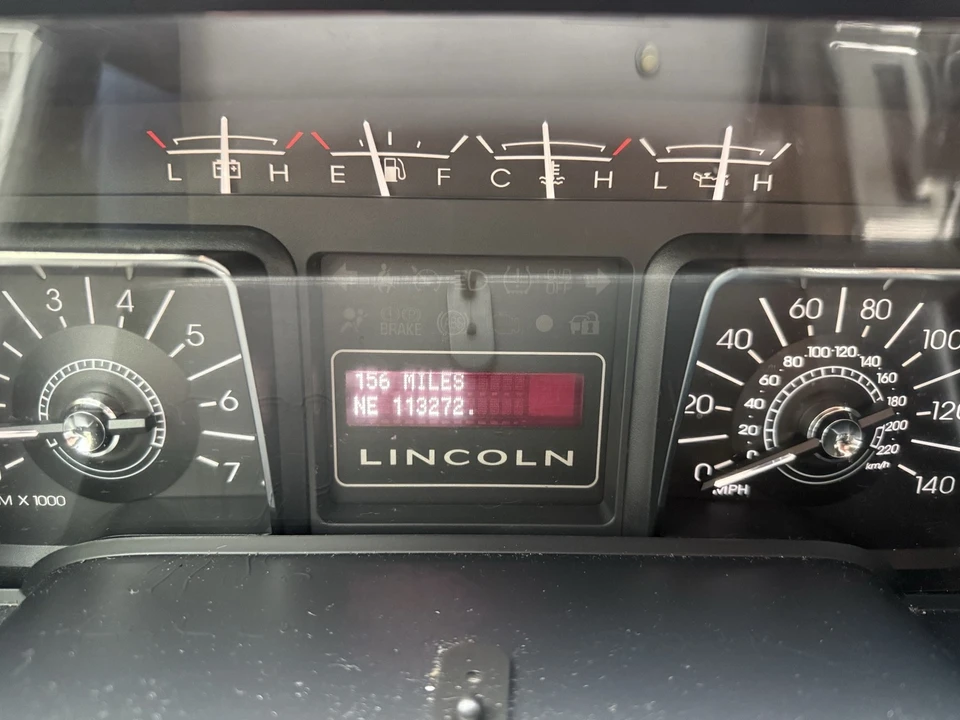 2007 Lincoln Navigator 3rd Gen - Image 10 of 16