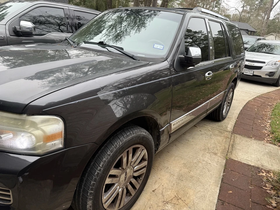 2007 Lincoln Navigator 3rd Gen - Image 3 of 16