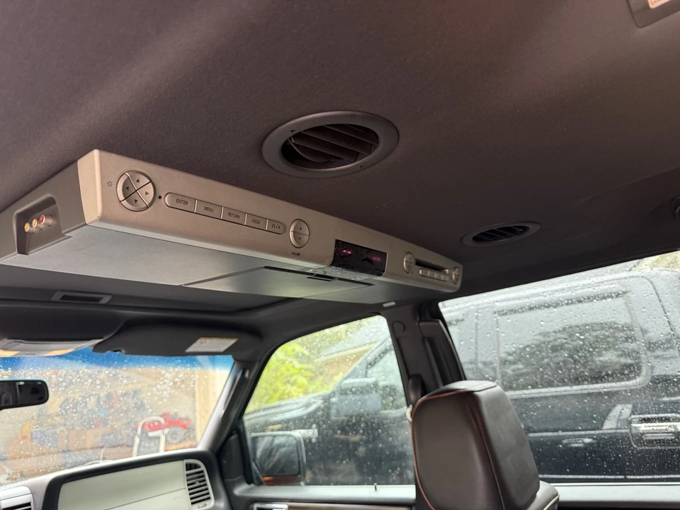 2007 Lincoln Navigator 3rd Gen - Image 15 of 16