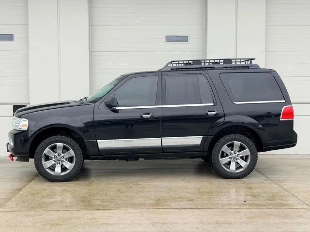 2007 Lincoln Navigator 3rd Gen - Image 2 of 21