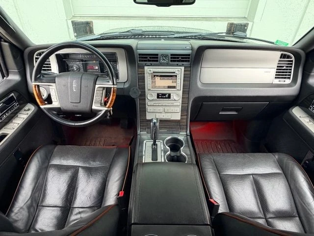 2007 Lincoln Navigator 3rd Gen - Image 17 of 21