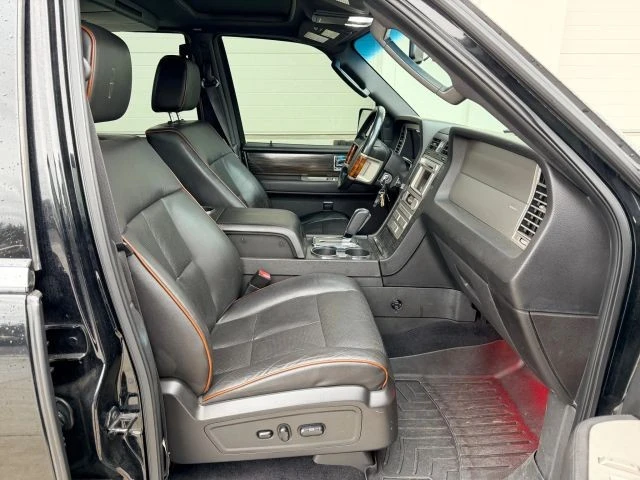 2007 Lincoln Navigator 3rd Gen - Image 14 of 21