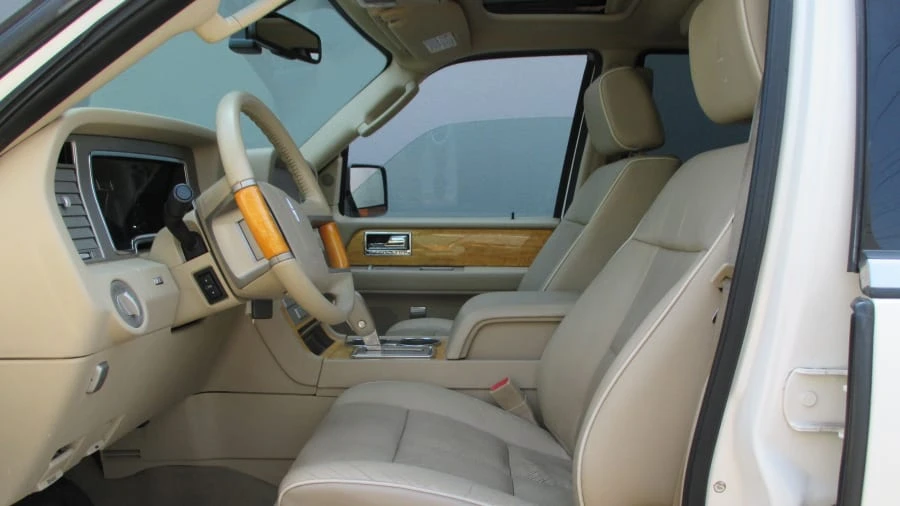 2007 Lincoln Navigator 3rd Gen - Image 4 of 18