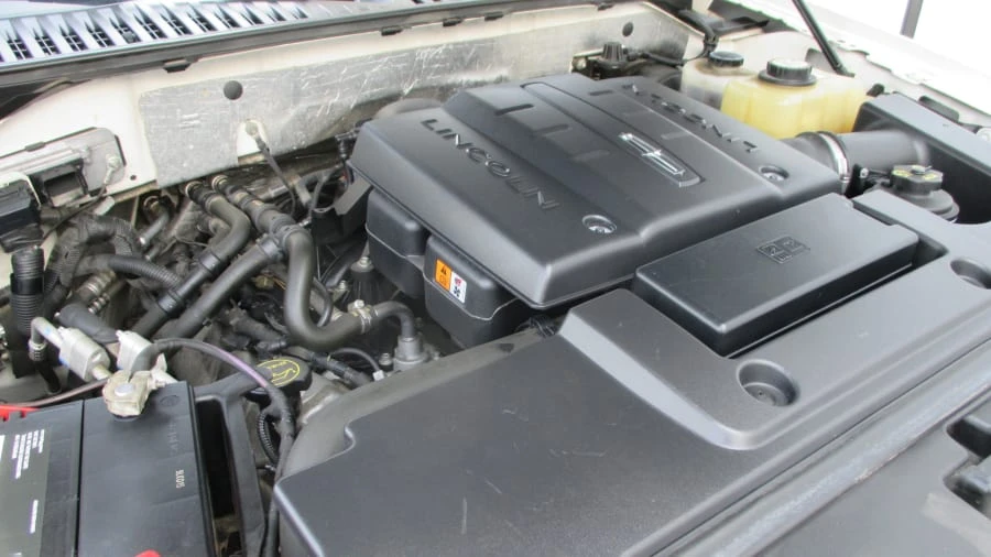 2007 Lincoln Navigator 3rd Gen - Image 13 of 18