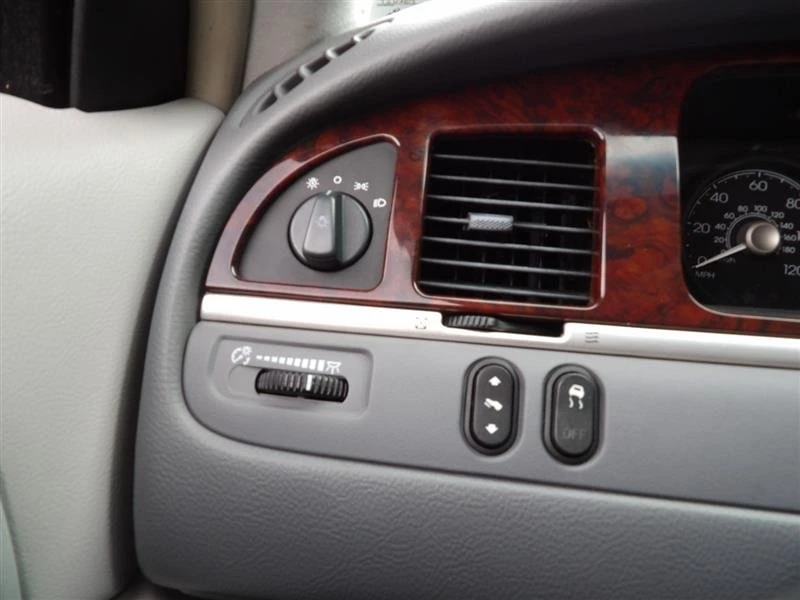 2007 Lincoln Town Car - Image 20 of 20