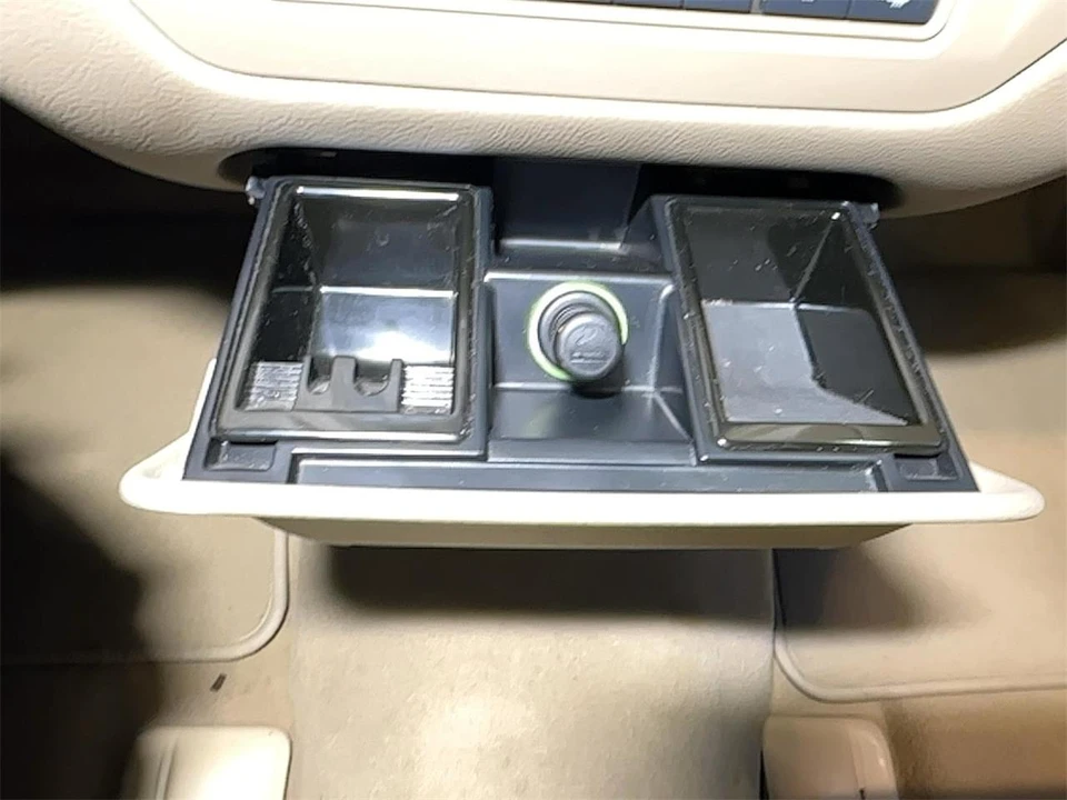 2007 Lincoln Town Car - Image 29 of 31