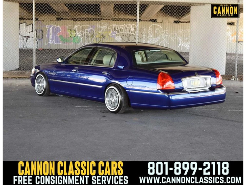 2007 Lincoln Town Car - Image 15 of 31