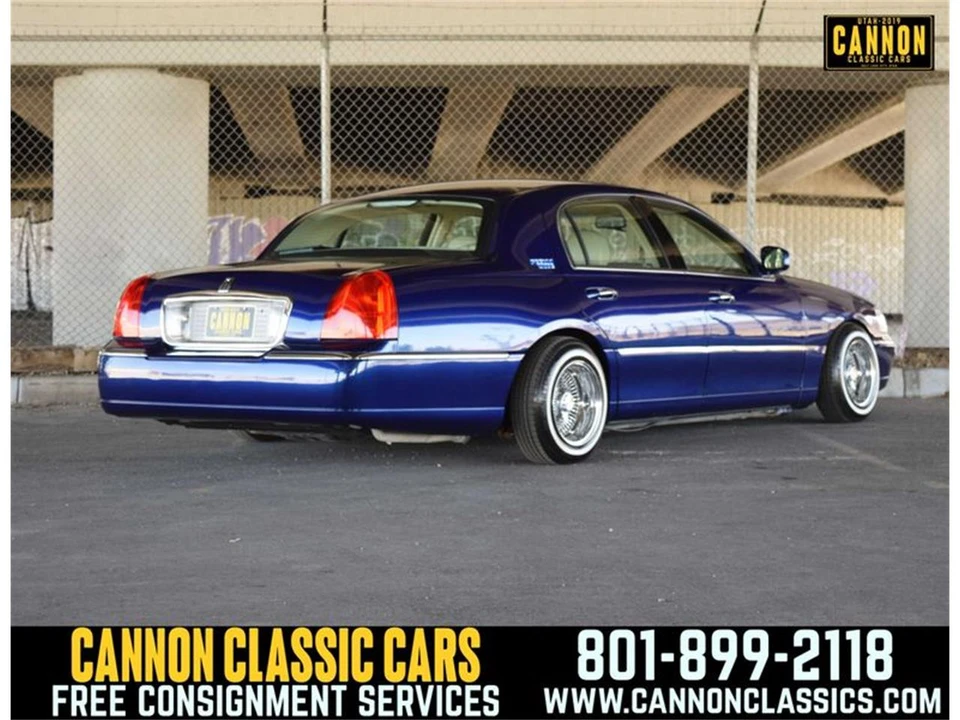 2007 Lincoln Town Car - Image 11 of 31