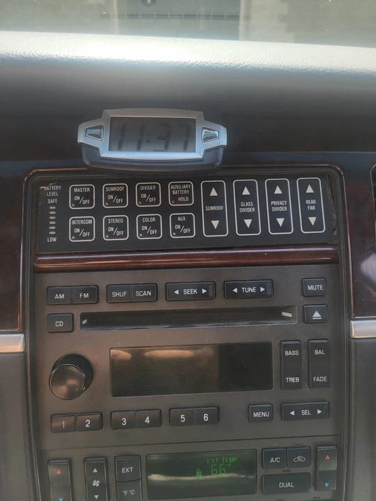 2007 Lincoln Town Car - Image 13 of 15