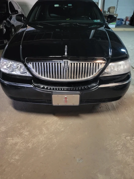2007 Lincoln Town Car - Image 3 of 15