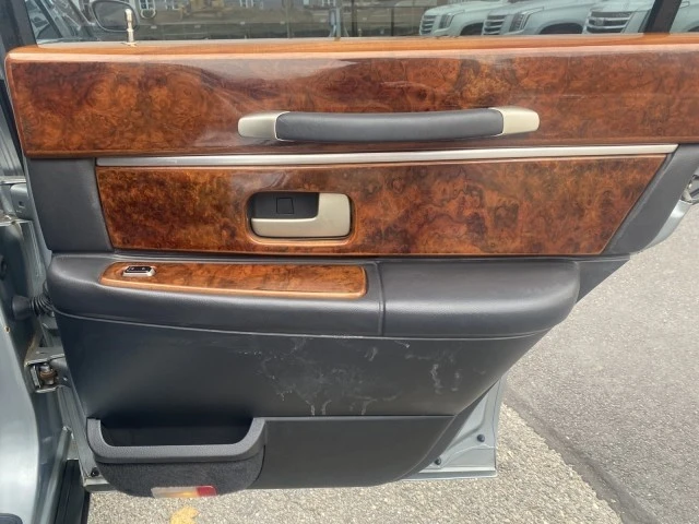 2007 Lincoln Town Car - Image 16 of 21