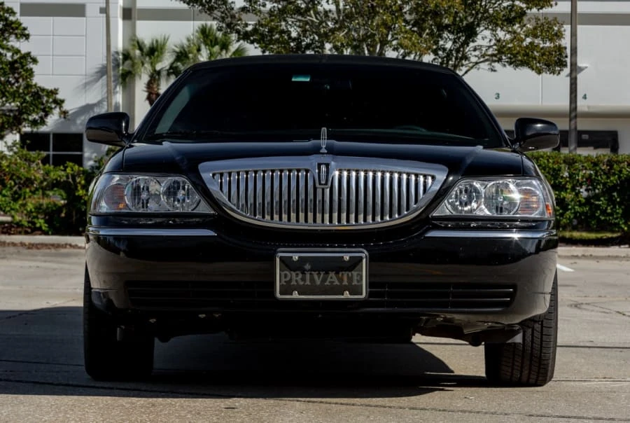 2007 Lincoln Town Car - Image 7 of 31