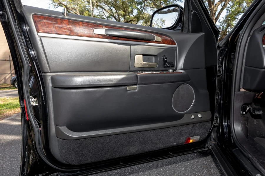 2007 Lincoln Town Car - Image 22 of 31