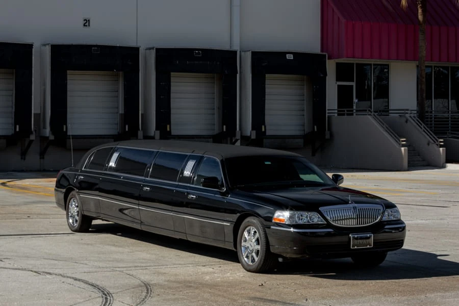 2007 Lincoln Town Car - Image 9 of 31