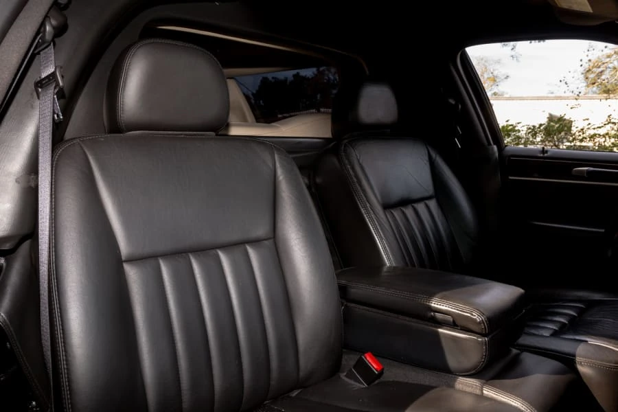 2007 Lincoln Town Car - Image 28 of 31