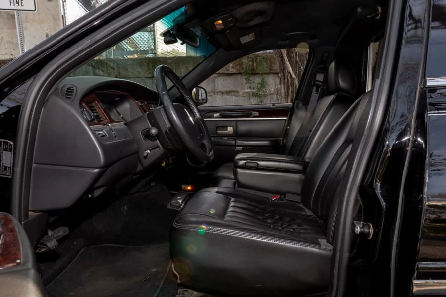 2007 Lincoln Town Car - Image 20 of 31