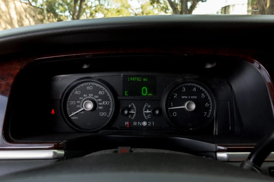 2007 Lincoln Town Car - Image 14 of 31