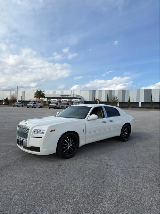 2007 Lincoln Town Car - Image 2 of 20