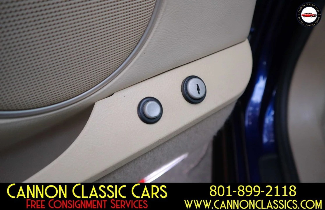 2007 Lincoln Town Car - Image 25 of 31