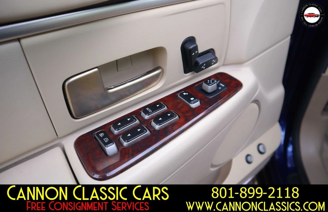 2007 Lincoln Town Car - Image 24 of 31