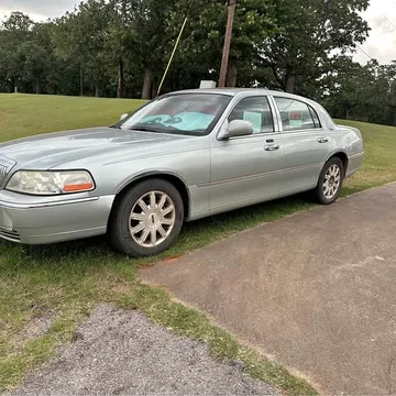 2007 Lincoln Town Car Signature Limited