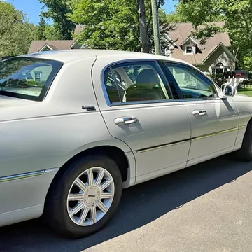 2007 Lincoln Town Car Signature Series