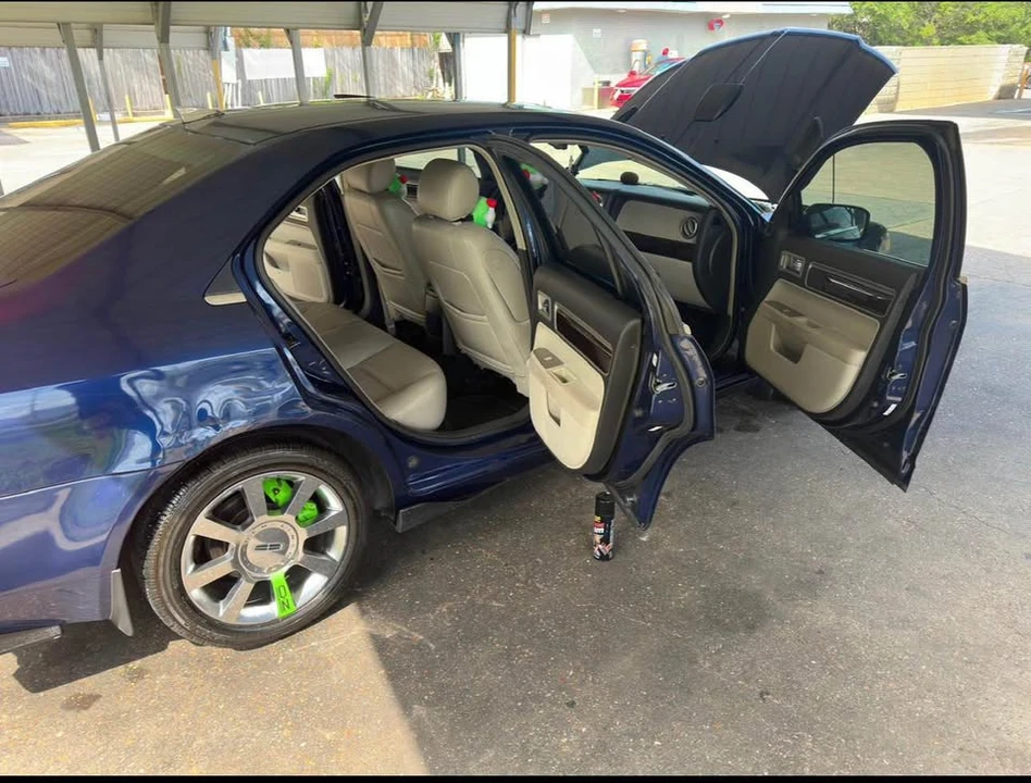 2007 Lincoln MKZ - Image 4 of 9