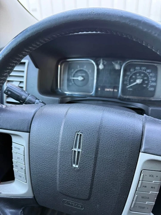 2007 Lincoln MKX - Image 4 of 7