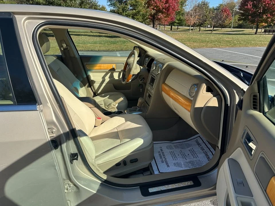 2007 Lincoln MKZ - Image 13 of 20