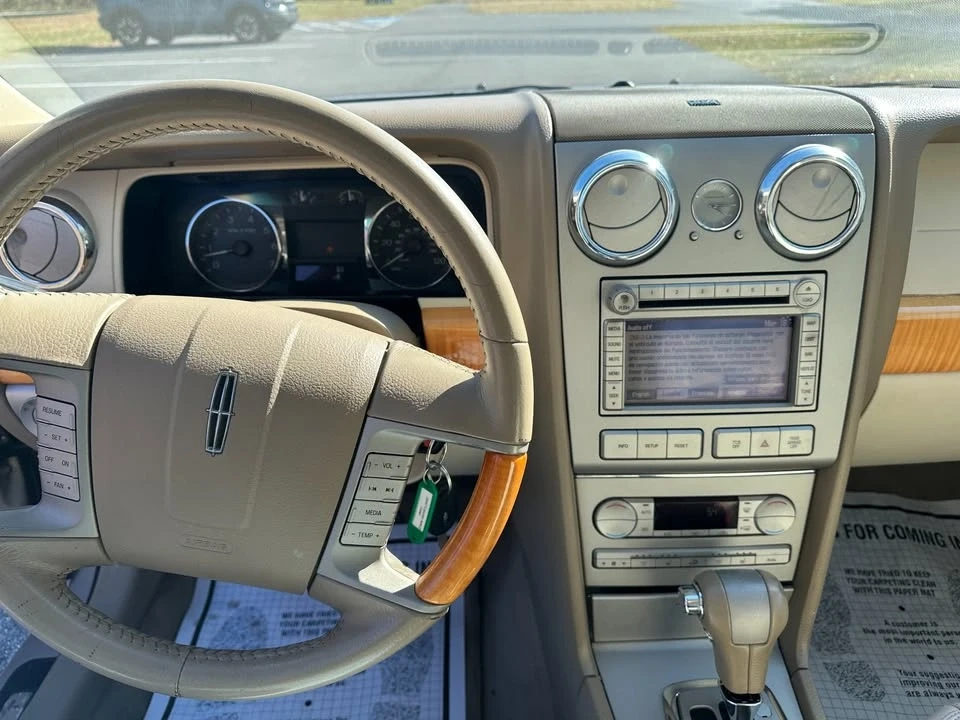 2007 Lincoln MKZ - Image 7 of 20