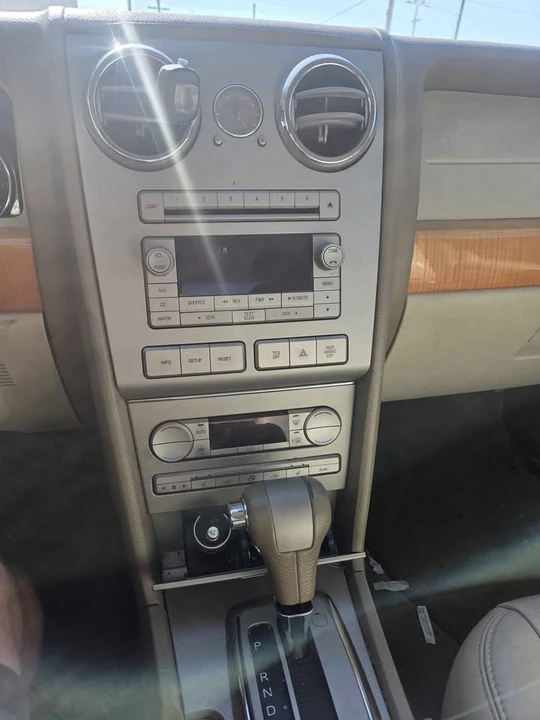 2007 Lincoln MKZ - Image 9 of 9