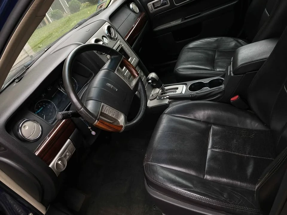 2007 Lincoln MKZ - Image 9 of 12