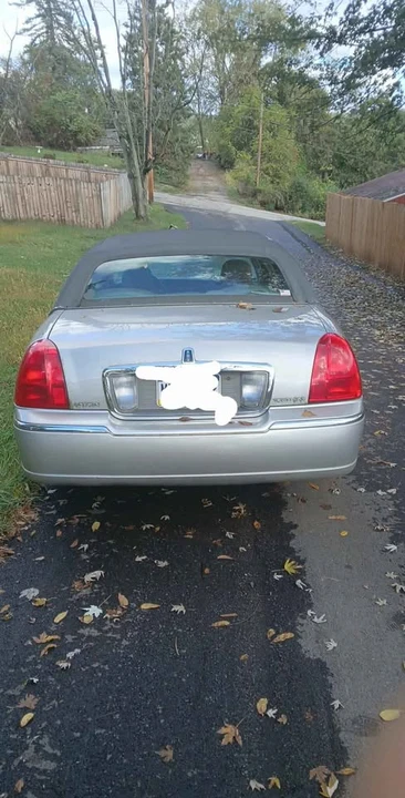 2007 Lincoln Town Car - Image 4 of 6