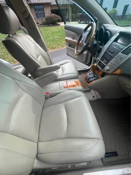 2007 Lexus RX 2nd Gen - Image 8 of 10