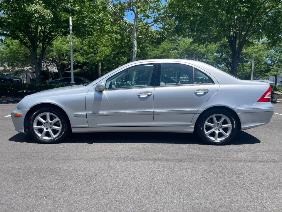 2007 Mercedes-Benz W203 C-Class - Image 2 of 15