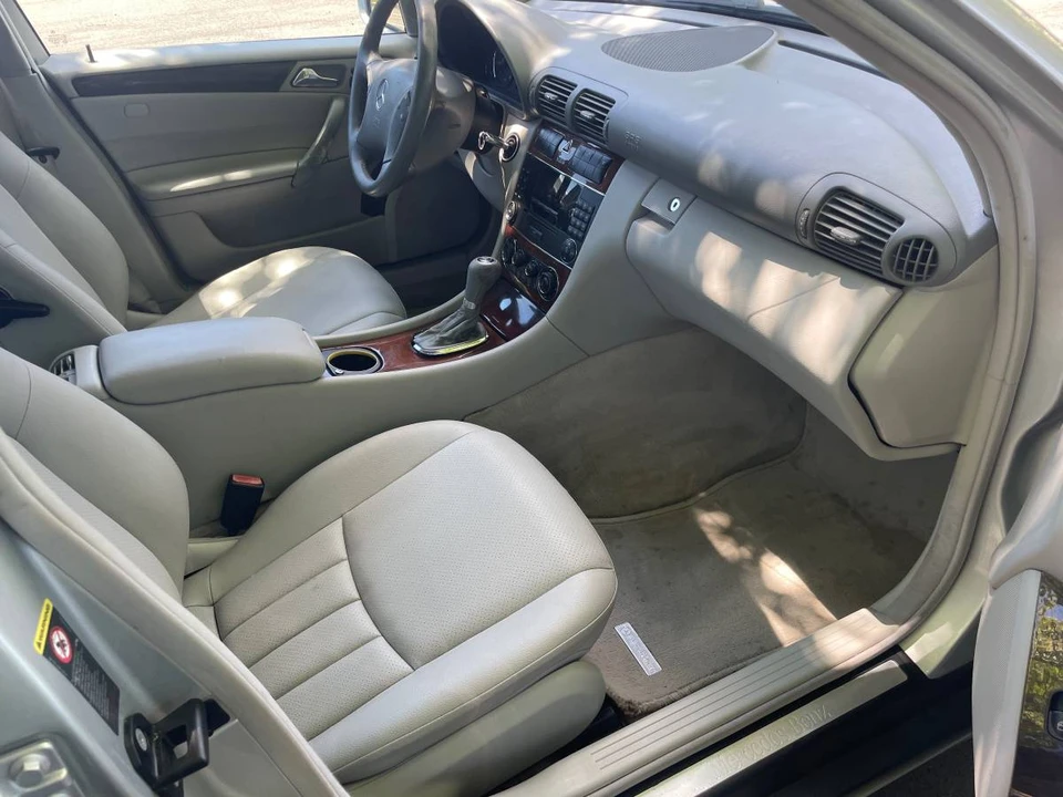 2007 Mercedes-Benz W203 C-Class - Image 10 of 15