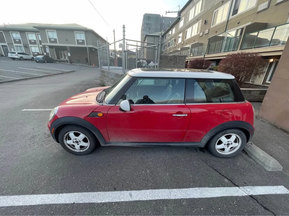 2007 Mini Mini 1st Gen - Image 2 of 10