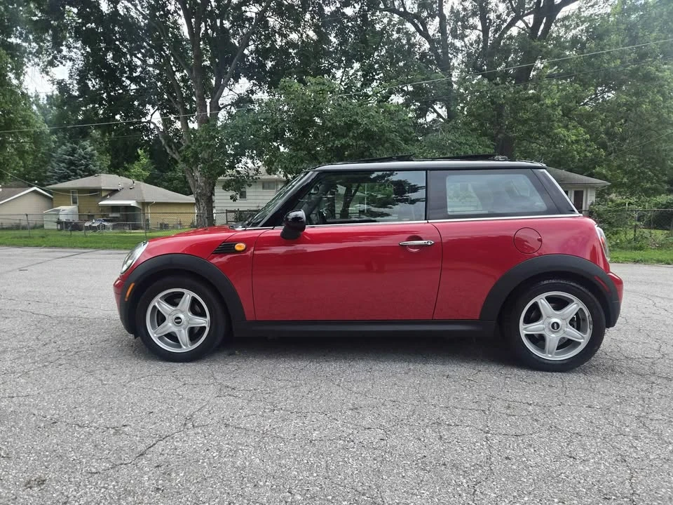 2007 Mini Mini 2nd Gen - Image 2 of 16