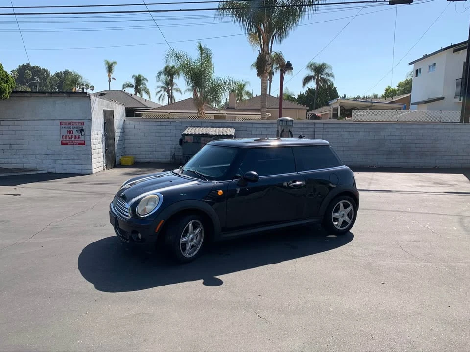 2007 Mini Mini 2nd Gen - Image 2 of 10