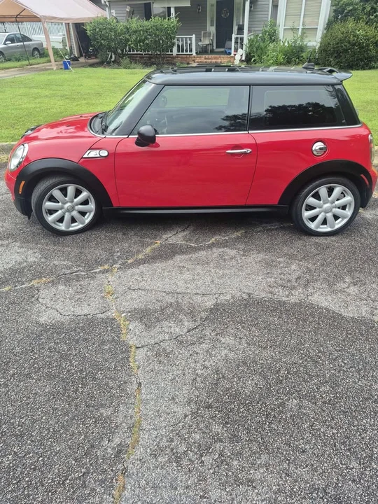 2007 Mini Mini 2nd Gen - Image 2 of 10