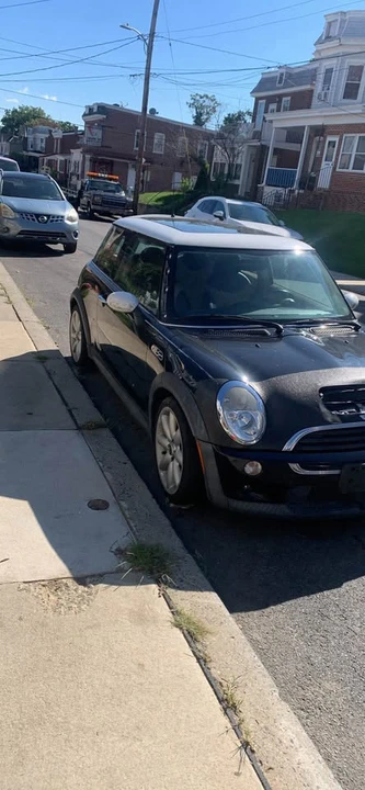2007 Mini Mini 2nd Gen - Image 2 of 6