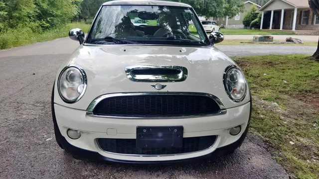 2007 MINI Cooper S Hatchback 2D