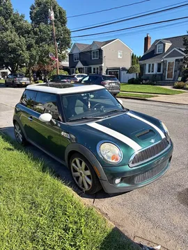 2007 MINI Cooper S Hatchback 2D