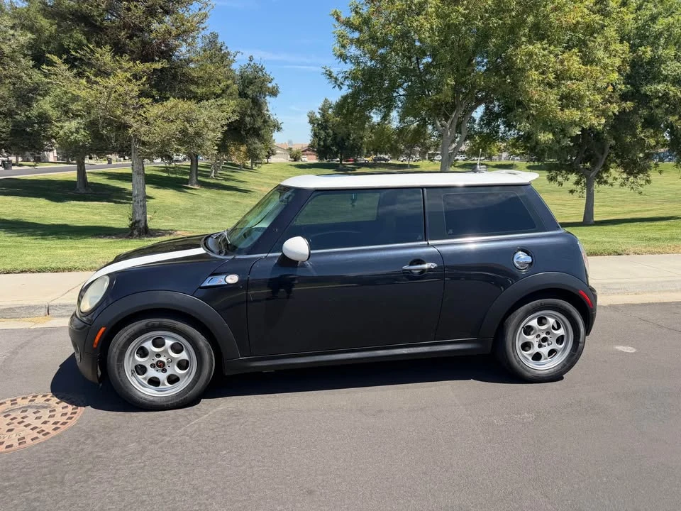 2007 Mini Mini 2nd Gen - Image 3 of 20